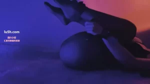 斗鱼晚婉吥想睡asmr火箭私人定制福利：紧缚女神黑丝捆绑喘叫诱惑